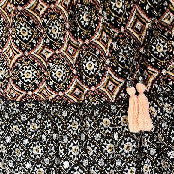 Nostalgia Floral Patterned Dress - Picture 4 of 7